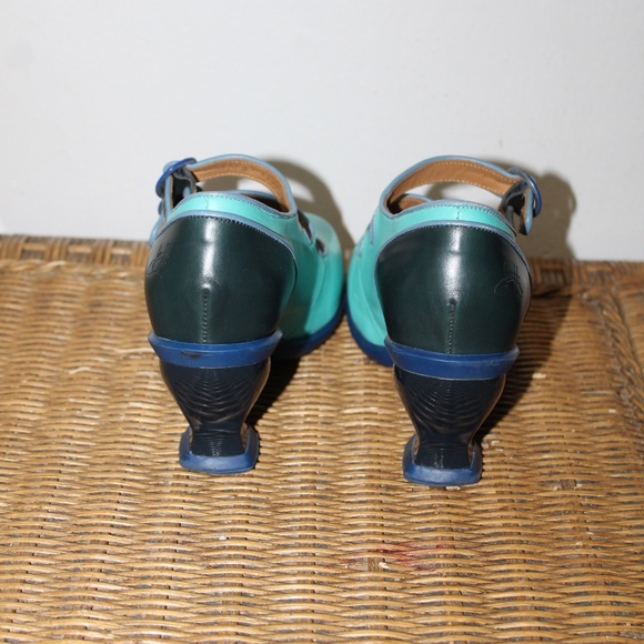 John Fluevog Teal & Navy Mary Jane Heels. Sz. 10 - Picture 3 of 12